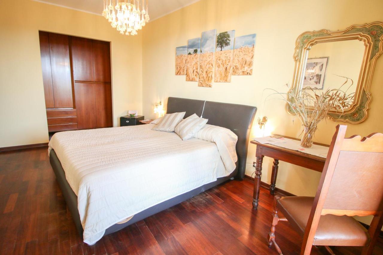 캔디아 카나베세 Spighe Paglia E Girasole B&B 외부 사진