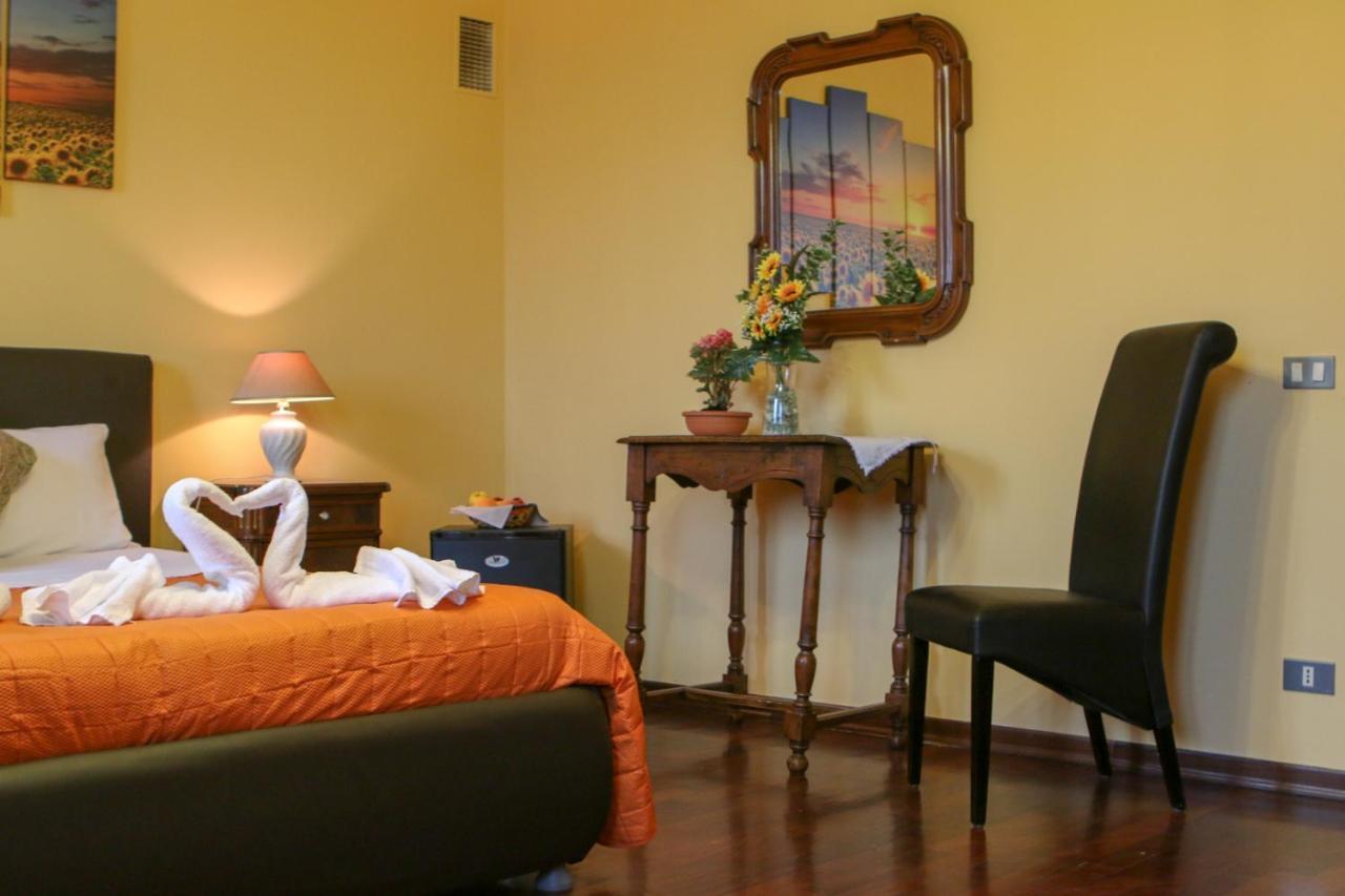 캔디아 카나베세 Spighe Paglia E Girasole B&B 외부 사진