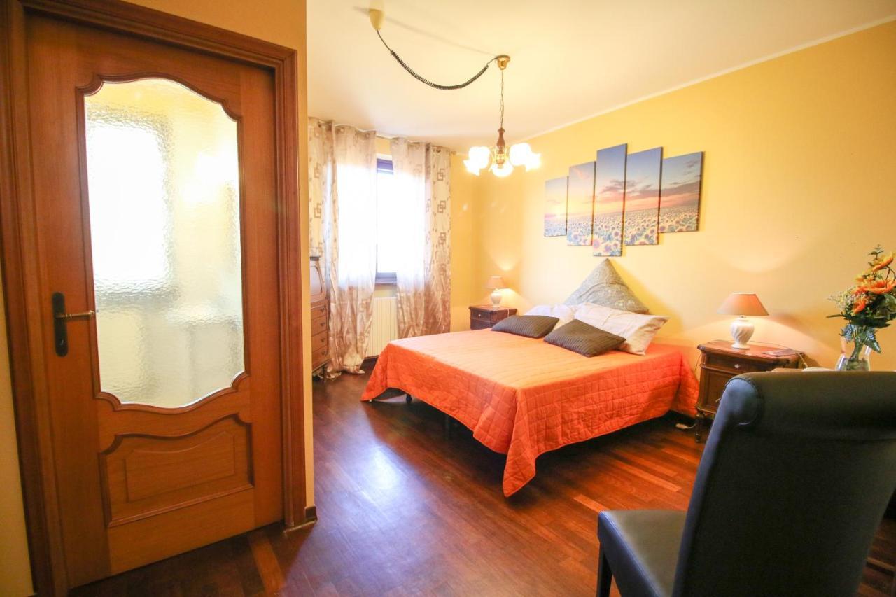 캔디아 카나베세 Spighe Paglia E Girasole B&B 외부 사진